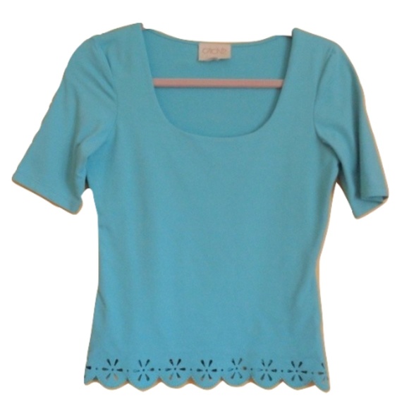 Cache Tops Blue Laser Cut Scalloped Edge Top Cache S